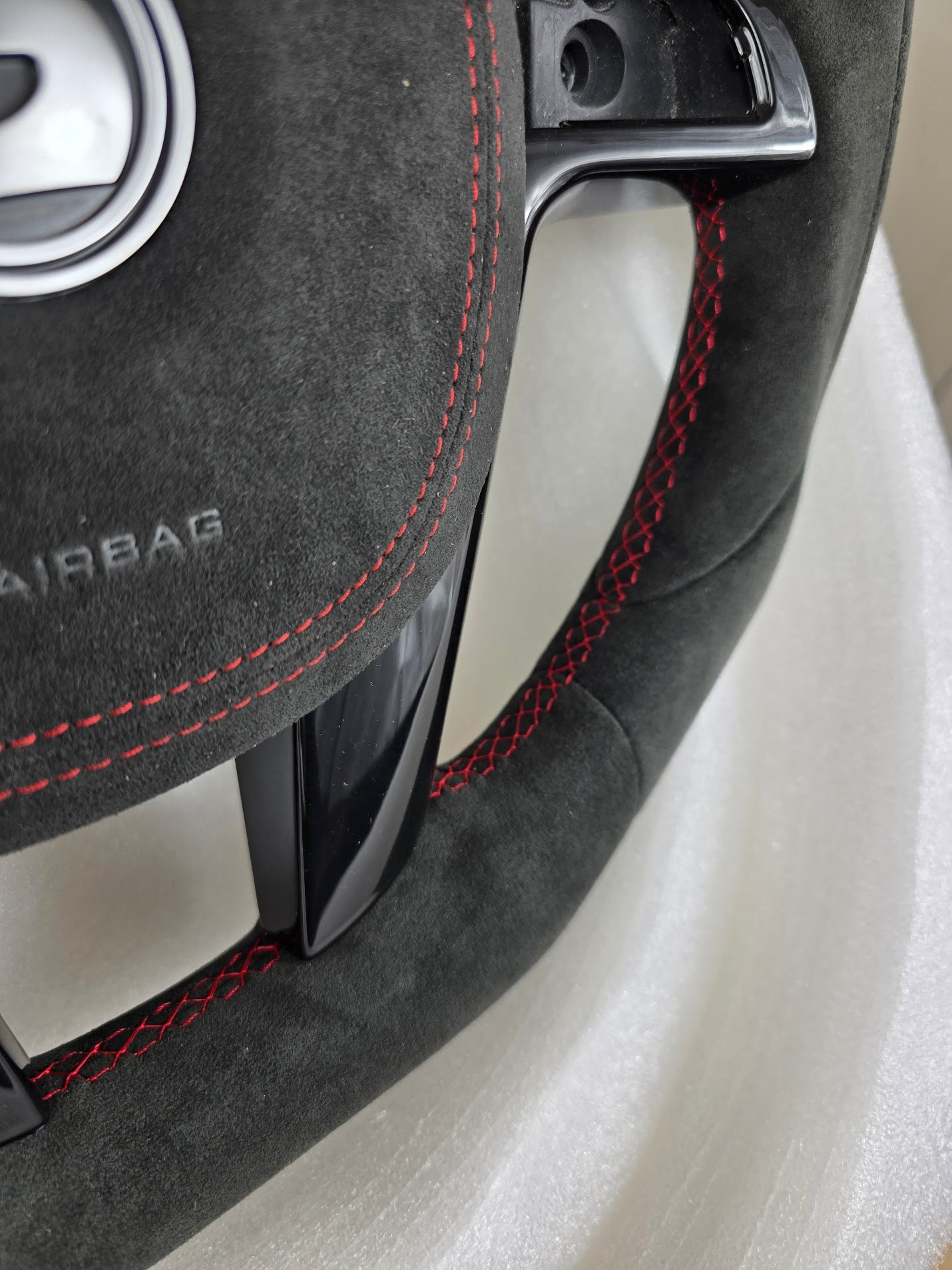 VE HSV Steering wheel ALCANTARA