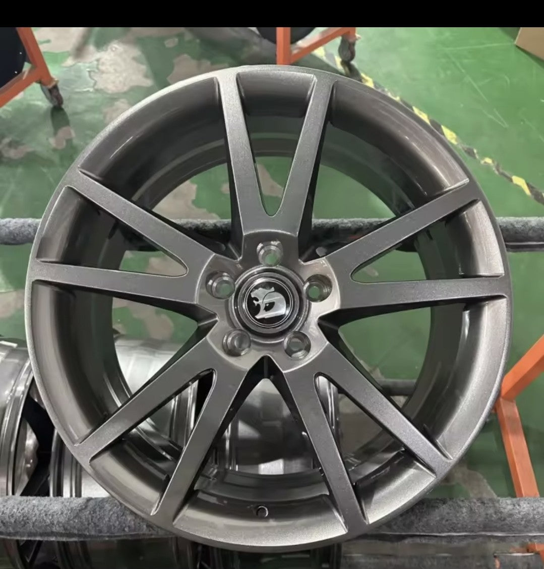 20" VZ HSV Forged wheels.