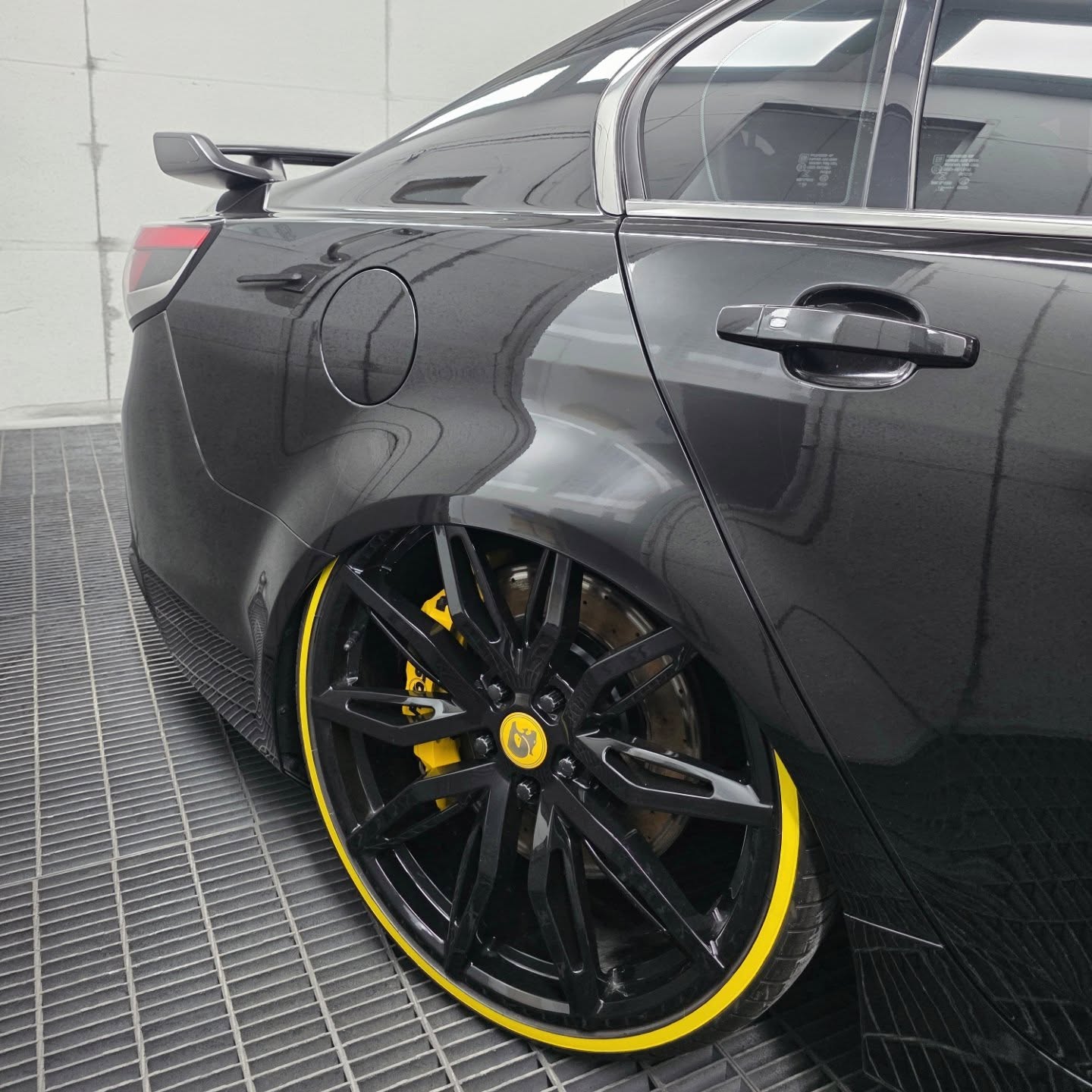 22" HSV GEN-F2 Wheels