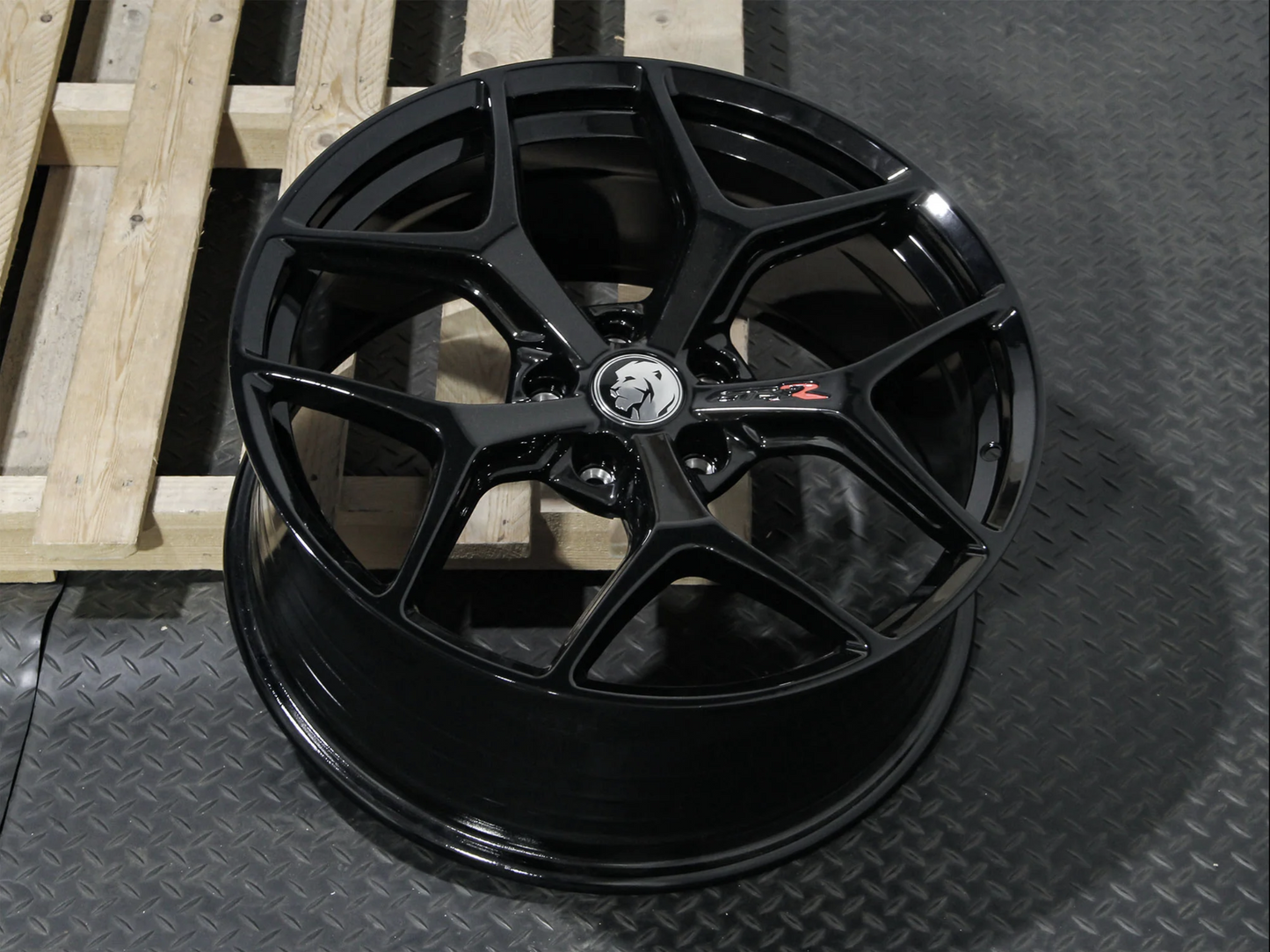 20" VF HSV GTSR wheels
