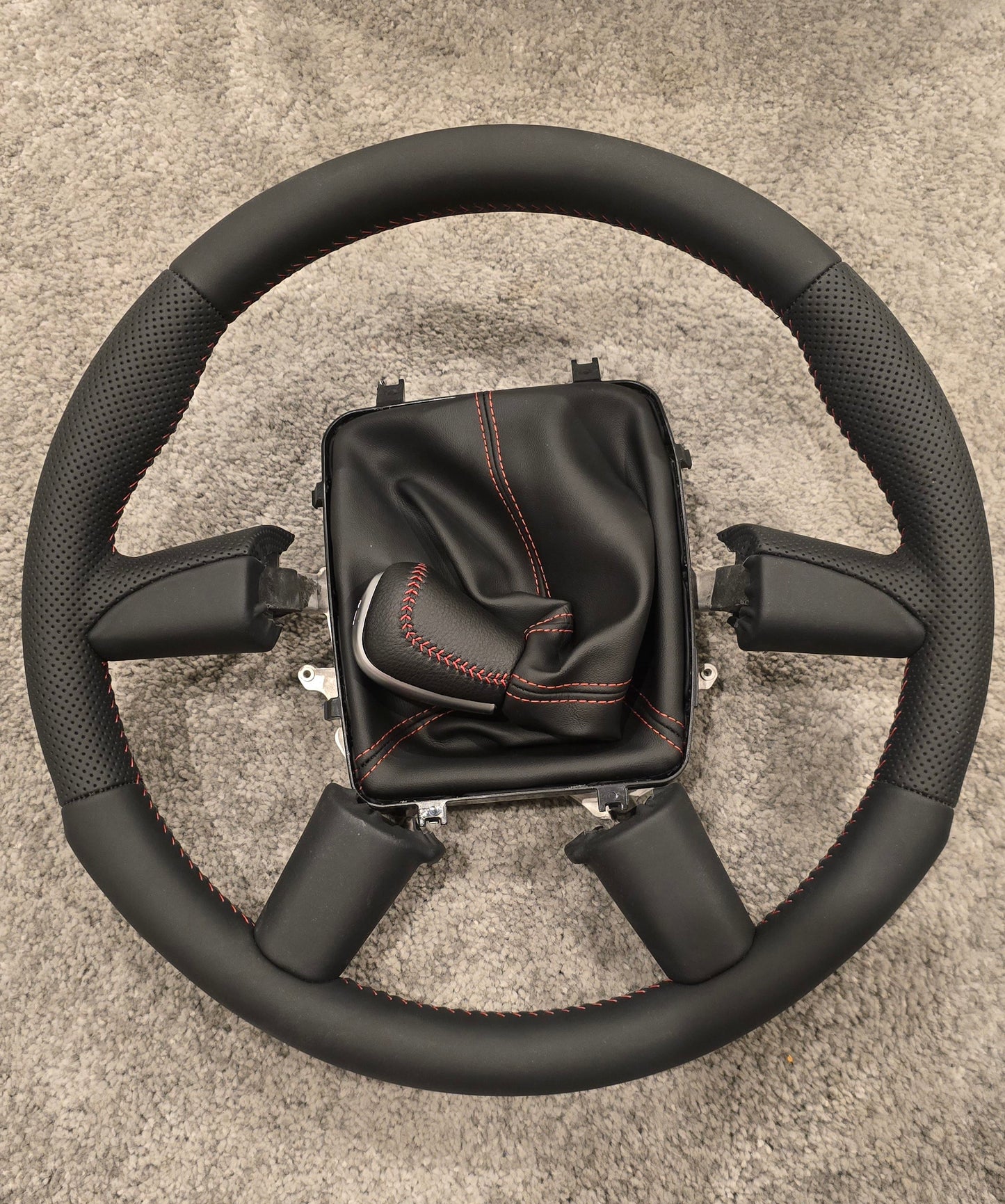 VY-VZ HSV Steering wheel